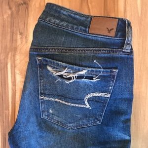 American Eagle boyfriend jeans